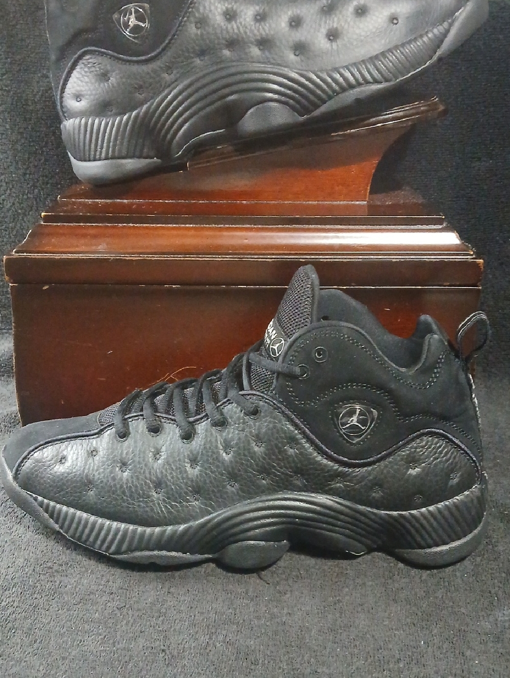 Air Jordan Jumpman Team 2 "BLACK  METALLIC SILVER" Mens Size-11 ,100%AUTHENTIC!
